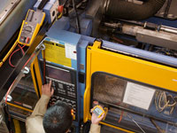 Fluke 233 �h���@ʾ���ֶ��ñ�